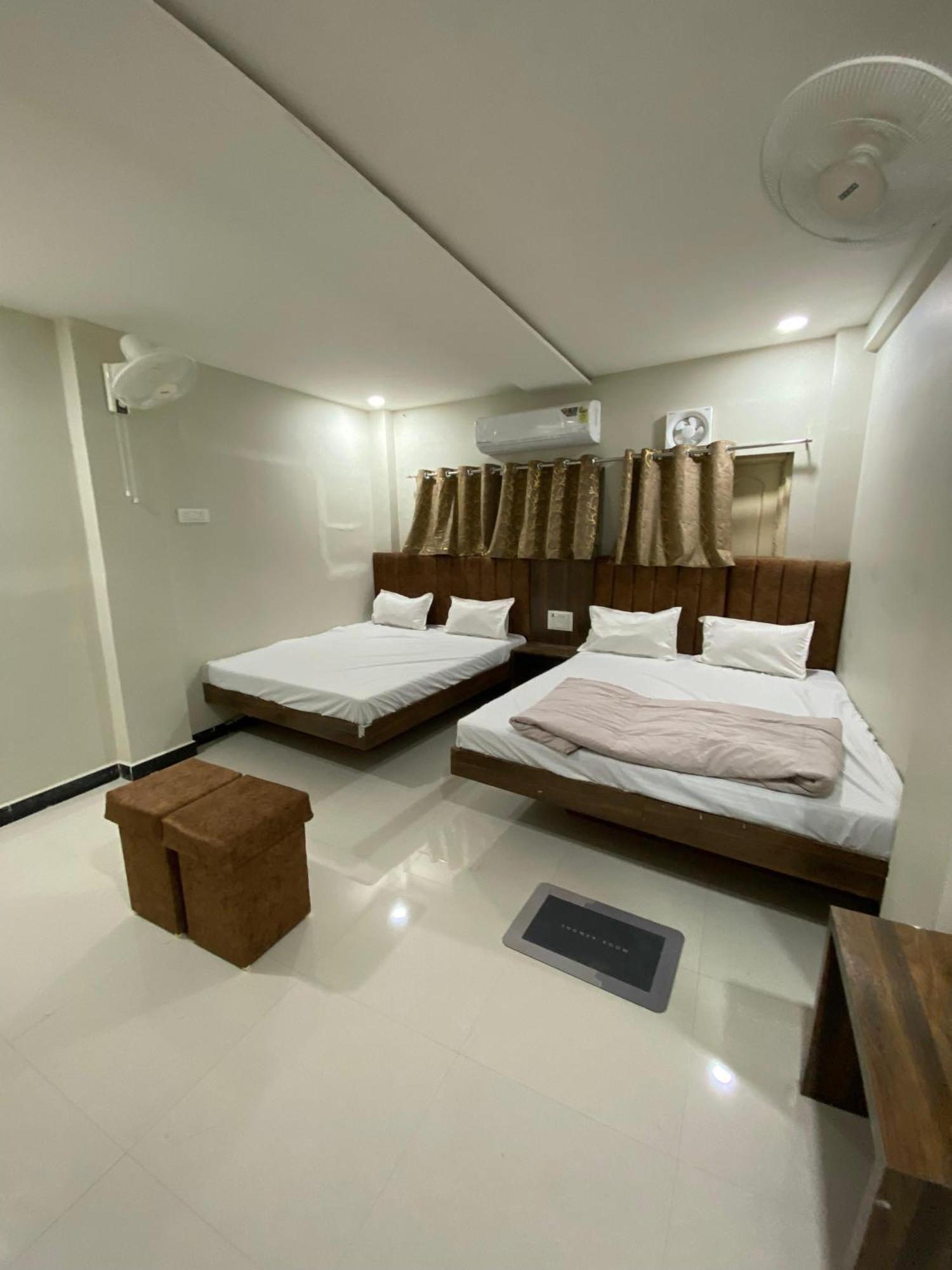Hotel Super Palace Ujjain Εξωτερικό φωτογραφία