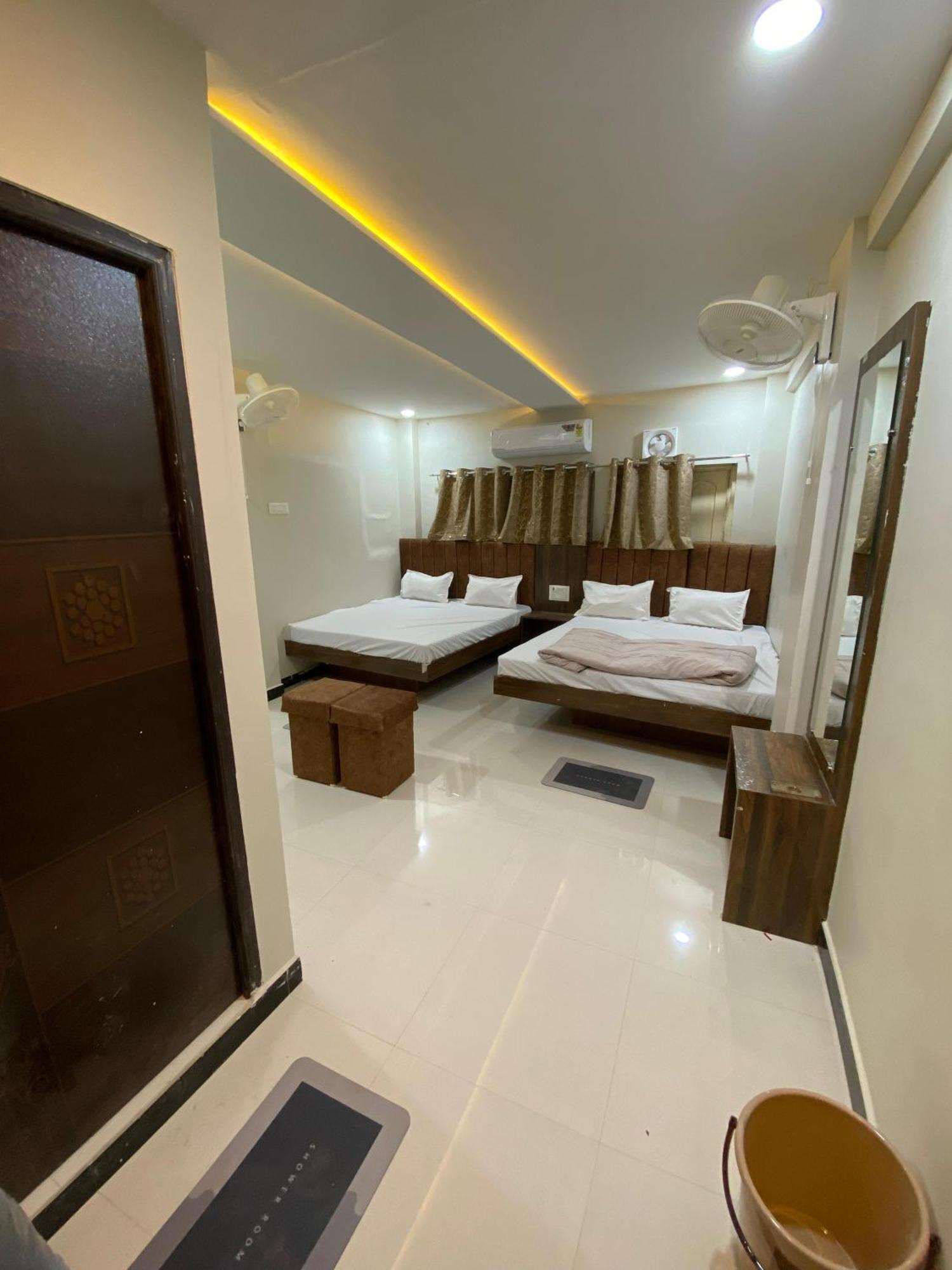Hotel Super Palace Ujjain Εξωτερικό φωτογραφία